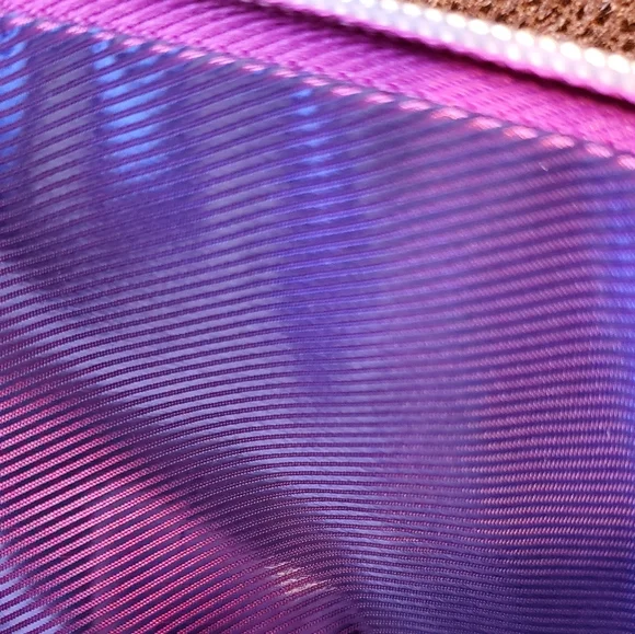 Younique Royalty cosmetic bag new - Picture 4 of 5